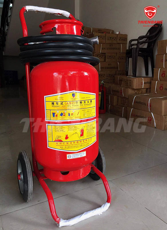 binh-chua-chay-xe-day-35kg-mftzl35-bot-abc